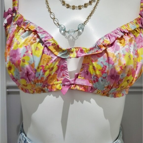 FOR LOVE AND LEMONS- Punch Satin Ruffled Cutout Bow Bralette-NWT - Picture 8 of 15